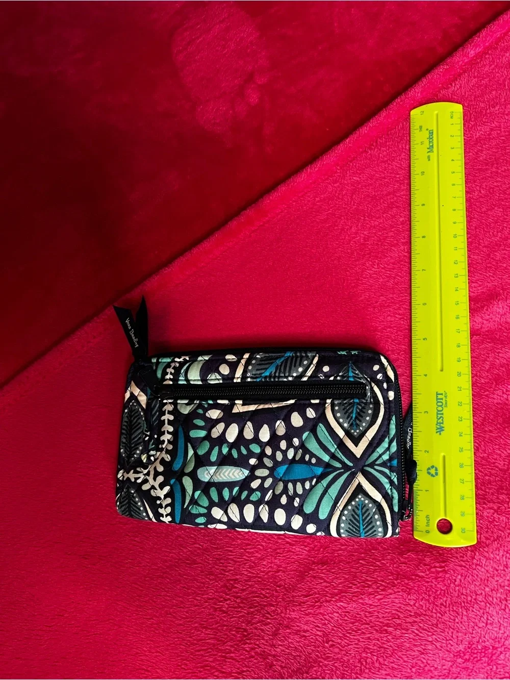Blue Island Medallion Turnlock Wallet- Vera Bradley 2020 - Picture 4 of 7